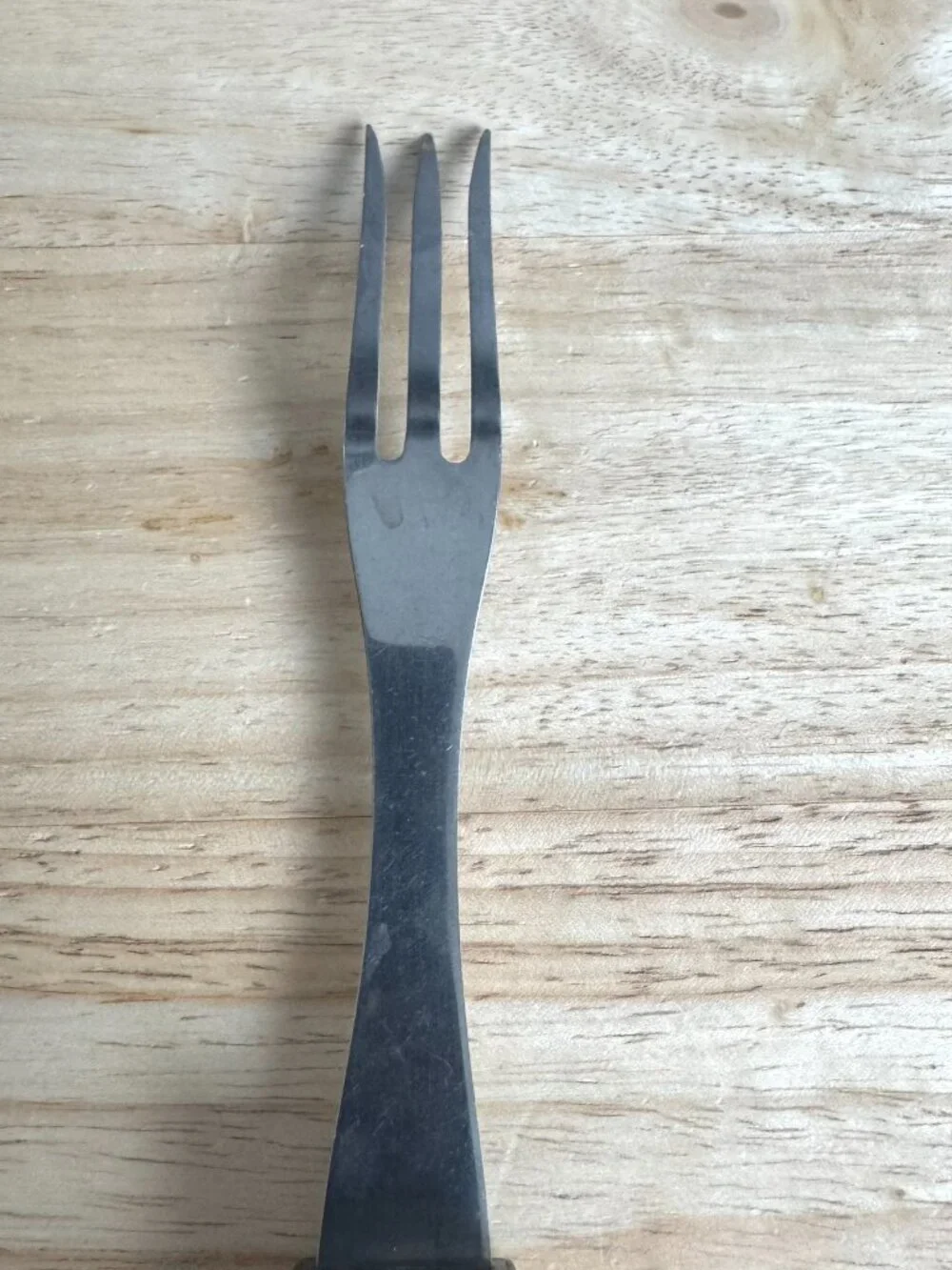 Cutco 1726 Turning Fork Carving MC-303 Description Condition: Good condition